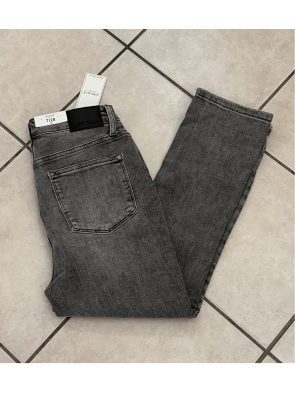 JUDY HIGH WAIST BUTTON FLY GREY COLOR WOMENS CUFFED CAPRI 5/27 Size - Picture 9 of 16